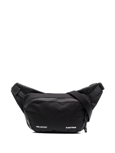 Shop Neil Barrett Logo-print Shoulder Bag In Schwarz