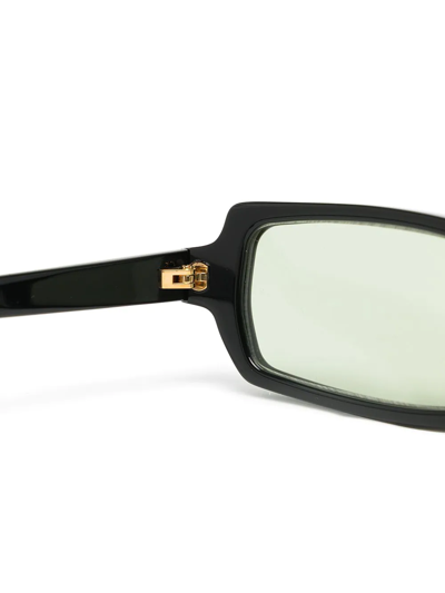 有色镜片长方形镜框太阳眼镜