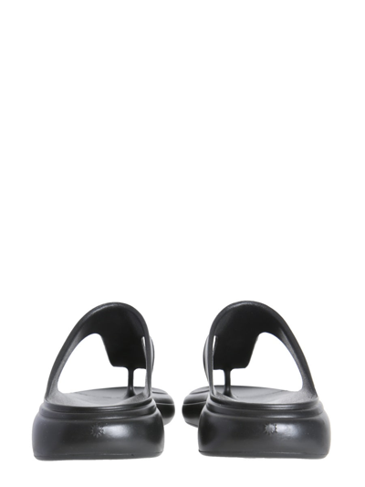 Stuart Weitzman Stuflex T-strap Slide Sandal In Black