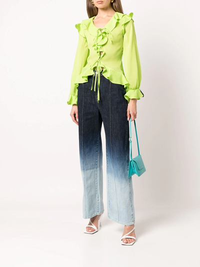 荷叶边细节罩衫