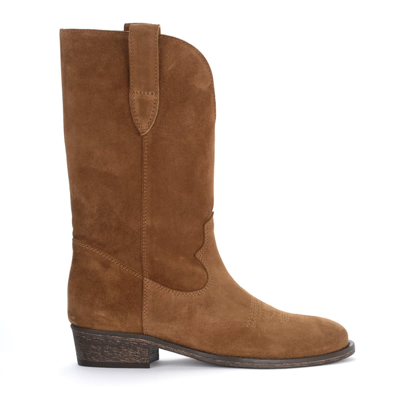Shop Via Roma 15 Texan Boot In Leather Color Suede In Beige