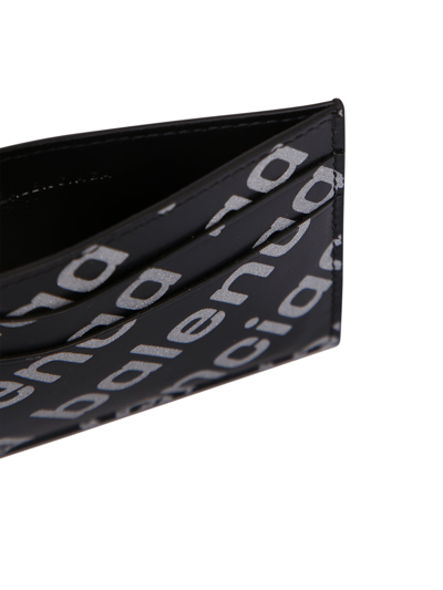 Shop Balenciaga Cash Logo Print Cardholder In Black