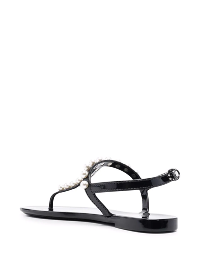 Shop Stuart Weitzman Pearl-embellished Sandals In Schwarz