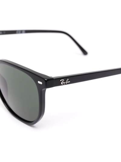 Ray Ban Rectangle Frame Sunglasses In Schwarz