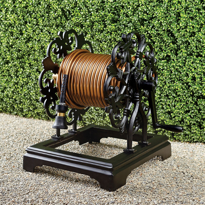 Frontgate Freestanding Medallion Hose Reel In Green