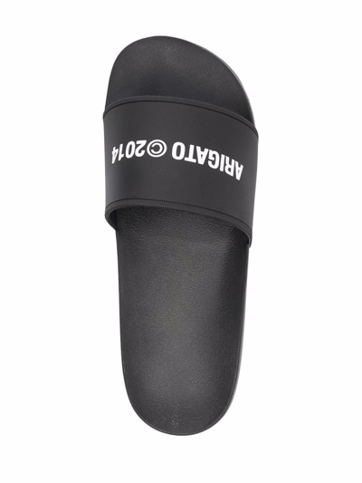 Shop Axel Arigato Logo-print Slides In Schwarz