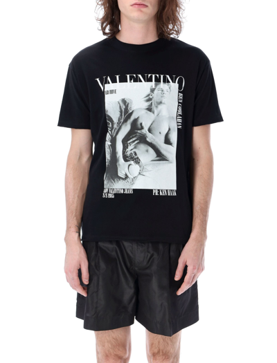 Shop Valentino Archive T-shirt In Black