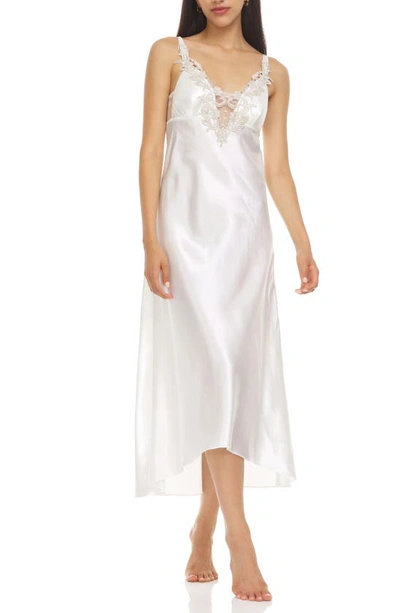 Flora Nikrooz Stella Gown In Ivory