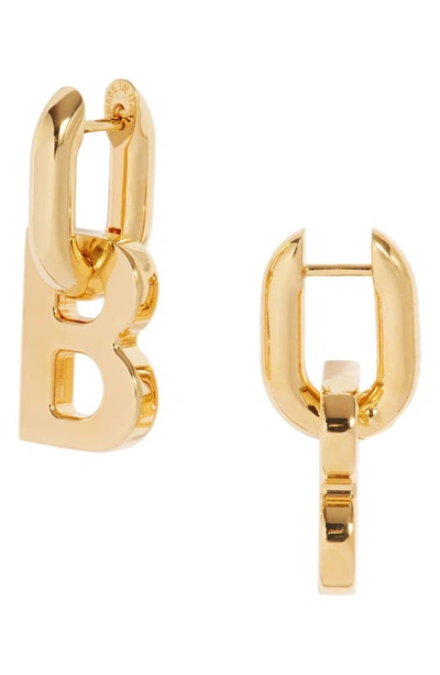 Shop Balenciaga Xs B Chain Earrings In 0027 Shiny Gold