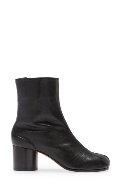 Maison Margiela Ankle Block Heel Round Toe Boots In Black