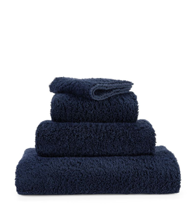 Shop Abyss & Habidecor Super Pile Bath Towel (70cm X 140cm) In Navy