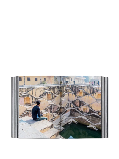 Taschen Bjarne Mastenbroek. Dig It! Building Bound To The Ground Book In Multicolour