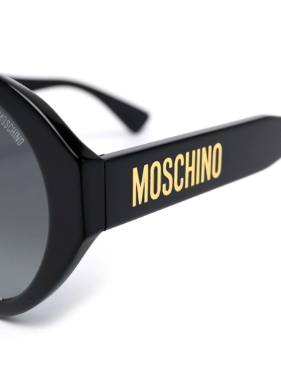 Shop Moschino Eyewear Gradient Round-frame Sunglasses In Schwarz