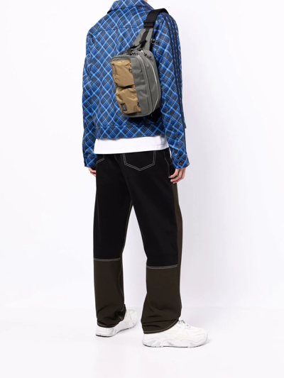 Shop Porter-yoshida & Co Two Tone Rectangle Belt Bag In Grün