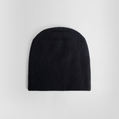 Warm-me Hats In Black