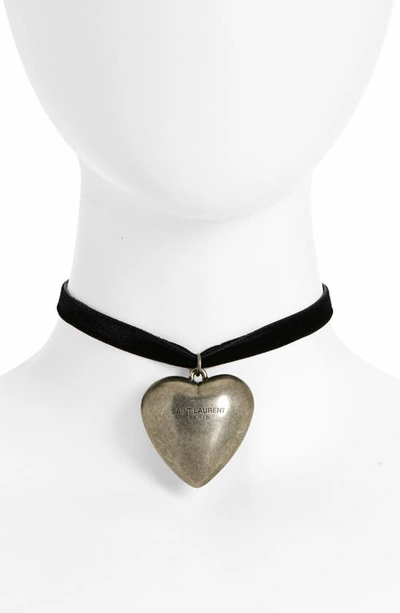 Saint Laurent Oversize Heart Pendant Choker Necklace In Nero
