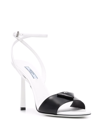 Prada Logo Plaque Open-toe Sandals In Schwarz