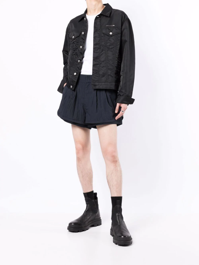 Juunj Crease-effect Pleated Shorts In Blue