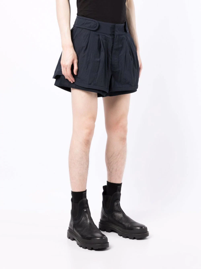 Juunj Crease-effect Pleated Shorts In Blue