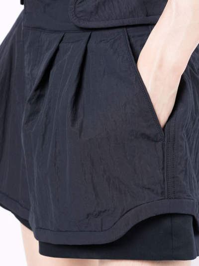 Juunj Crease-effect Pleated Shorts In Blue
