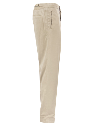 Shop Kiton Trousers With Darts In Sand
