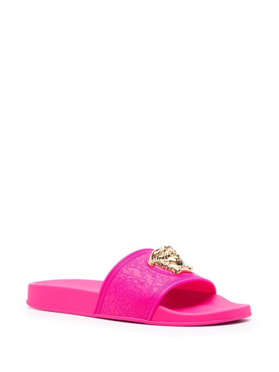 Versace Medusa-head Plaque Open-toe Slides In Rosa
