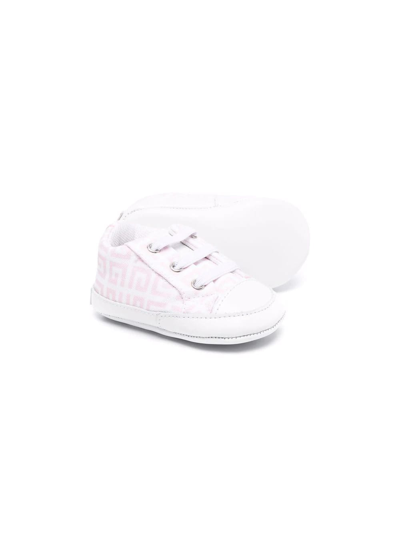 Shop Givenchy Baby Sneakers In Jacquard 4g White And Pink In Marshmallow