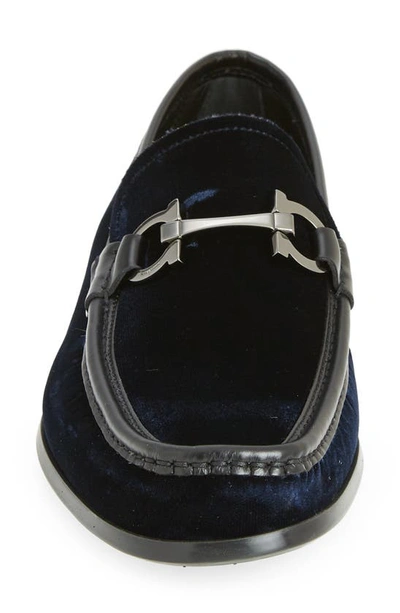 Shop Ferragamo Grandioso Bit Loafer In Navy/ Nero