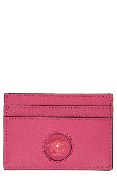 Shop Versace Medusa Leather Card Case In Cerise-oro