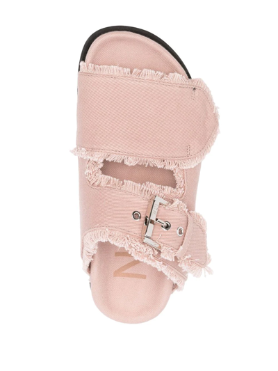 N°21 Frayed-edge Buckled Sandals In Pink