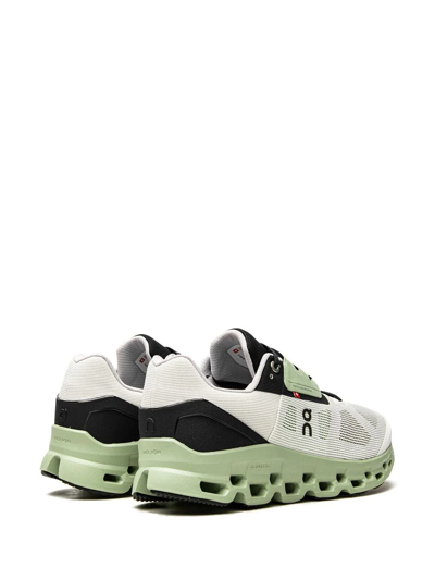 On Running Cloudstratus Low-top Sneakers In White