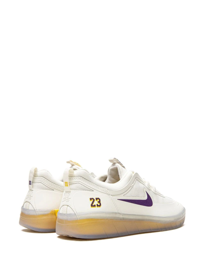 Nike Sb Nyjah Free 2 Low-top Sneakers In White