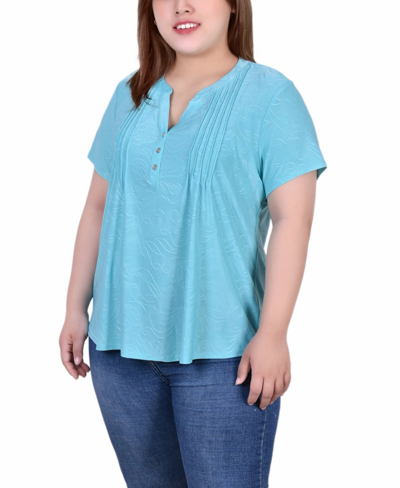 Ny Collection Plus Size Short Sleeve Y-neck Jacquard Knit Top In Blue Curacao