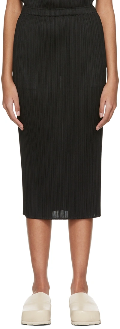 Shop Issey Miyake Black Polyester Midi Skirt In 15 Black