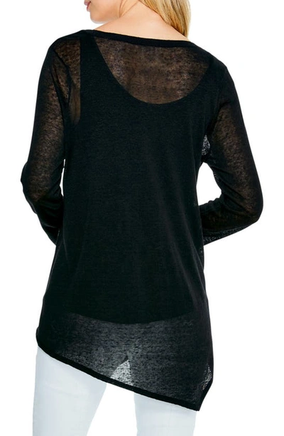 Nic + Zoe Featherweight Asymmetric Hem Linen Blend Sweater In Black Onyx