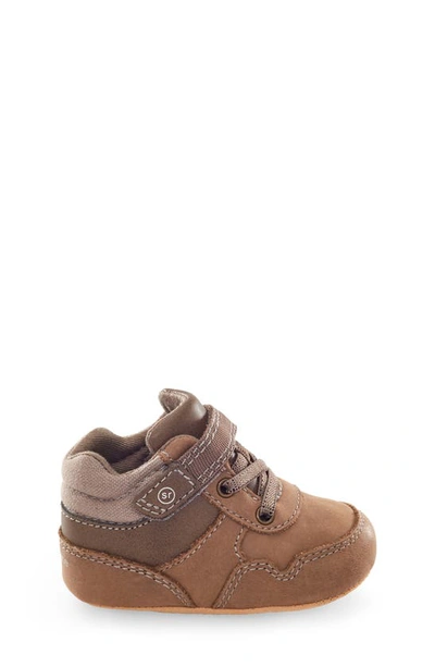 Stride Rite Srtech Ryker Boot In Greige