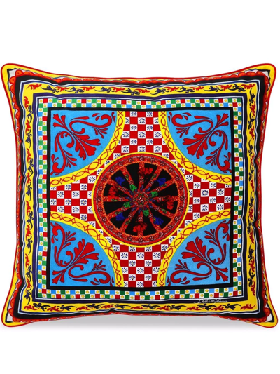 Shop Dolce & Gabbana Large Carretto-print Velvet Cushion In Red