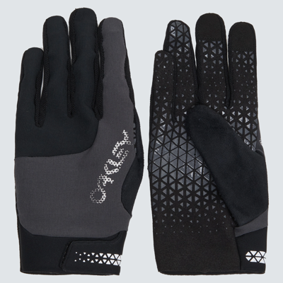 Shop Oakley Off Camber Mtb Glove In Black