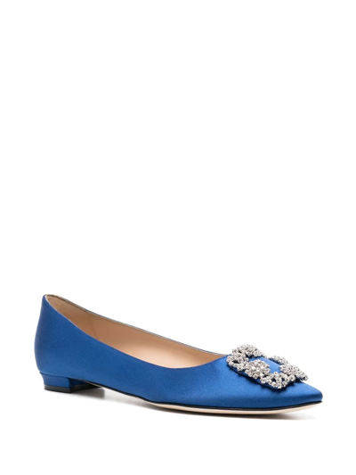 Manolo Blahnik Hangisi Crystal-embellished Satin Point-toe Flats In Blau