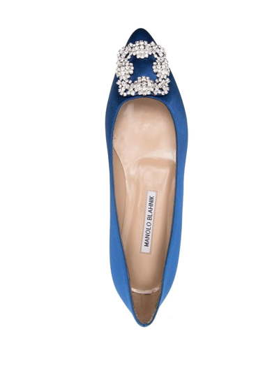 Manolo Blahnik Hangisi Crystal-embellished Satin Point-toe Flats In Blau