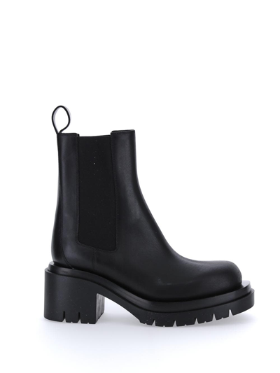 Shop Bottega Veneta Lug Ankle Boot In Black