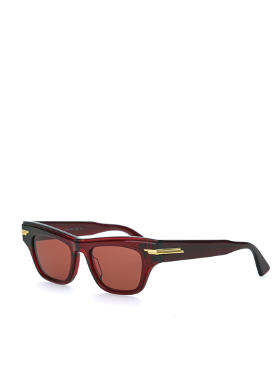 Shop Bottega Veneta Sun Glasses In Red