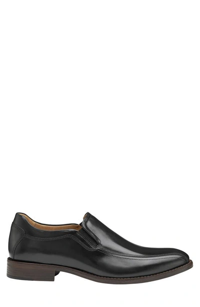 Shop Johnston & Murphy Lewis Venetian Dress Shoe In Black Full Grain