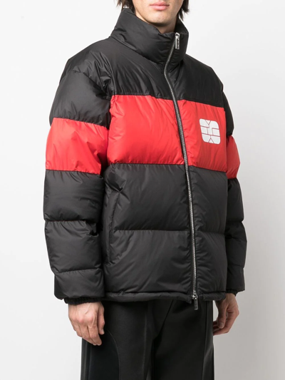 Shop Vtmnts Colour-block Puffer Jacket In Schwarz