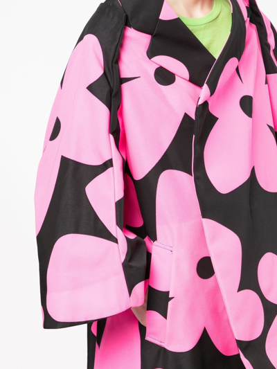 Shop Comme Des Garçons Macro Floral-print Coat In Rosa