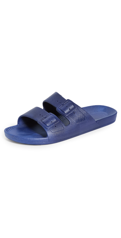 Shop Freedom Moses Moses Two Band Slides In Navy