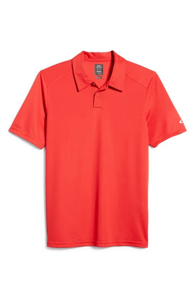 Shop Oakley Divisional 2.0 Performance Golf Polo In Team Red