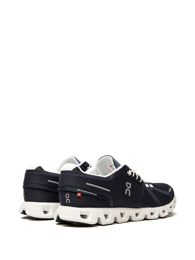 Shop On Running Cloud 5 Low-top Sneakers In Blau