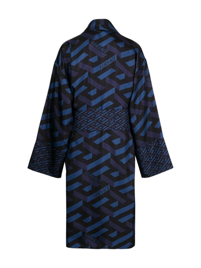 Shop Versace Greca-pattern Silk Robe In Blau