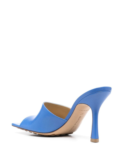Shop Bottega Veneta Stretch 90mm Sandals In Blau